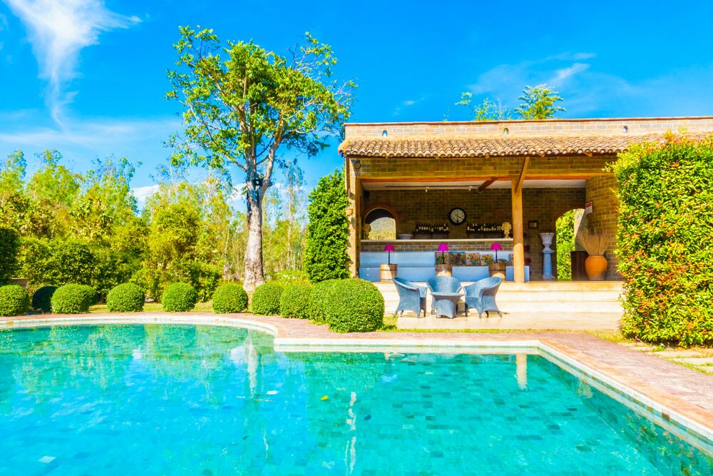 Carport & poolhouse